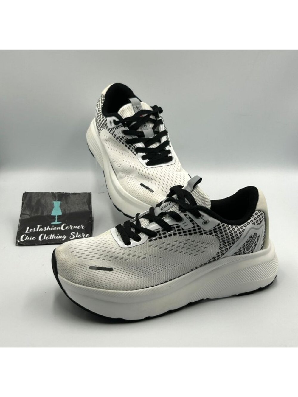 Jackshibo Women's Black & White Athletic Running Shoes Size 10 3557 - Picture 9 of 16